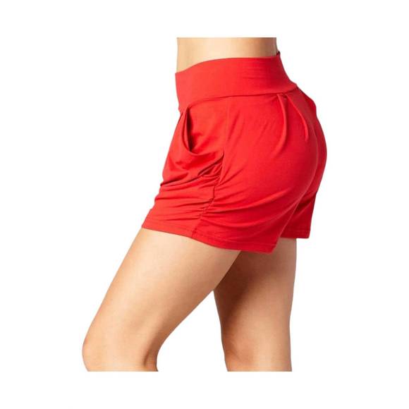 NEW WHITE LABEL women's lounge shorts with pockets in red - Picture 2 of 2